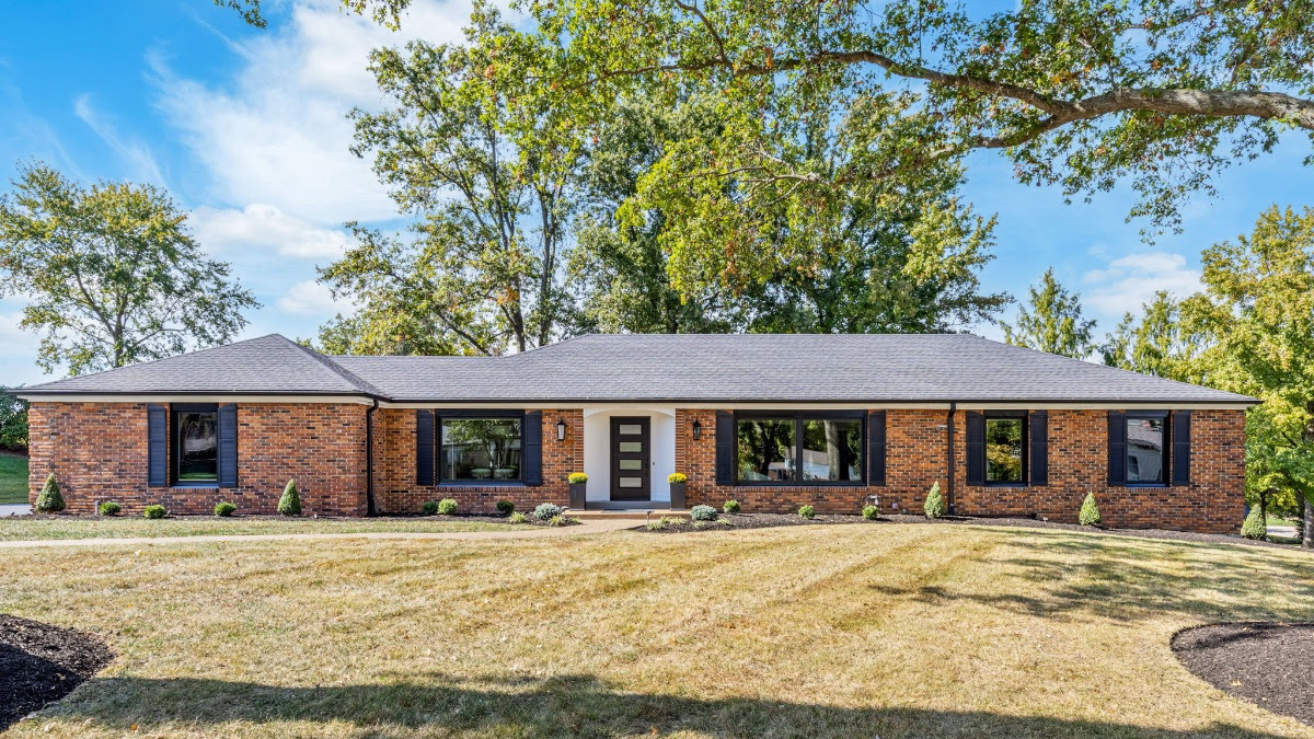 353 Conway Gardens Court — Photo 3